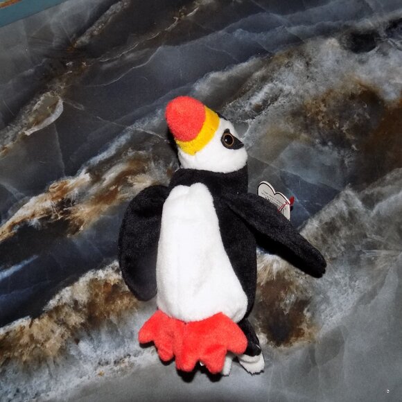 Ty Beanie Baby Babies Puffer Puffin Penguin Retired NEW - Picture 1 of 3